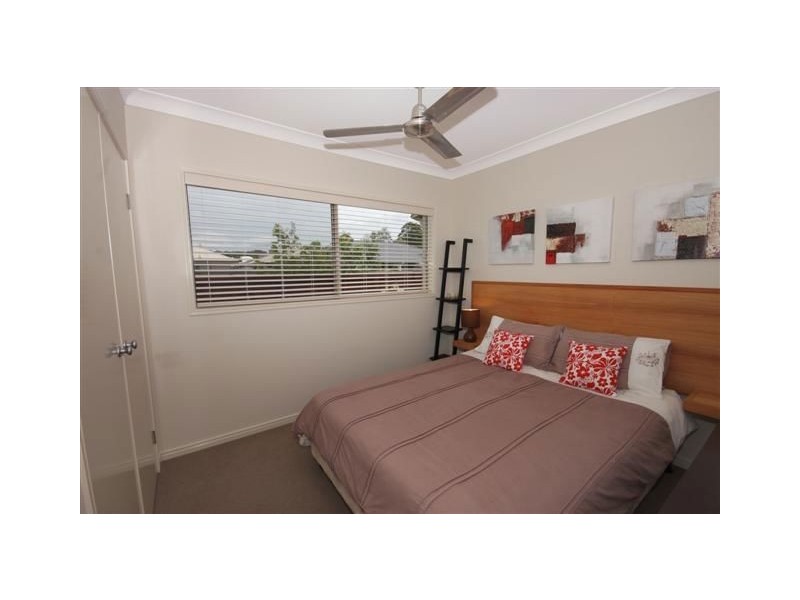 25 Peppermint Circuit, Sippy Downs QLD 4556