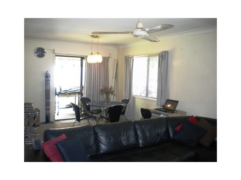 35 First Avenue, Caloundra QLD 4551