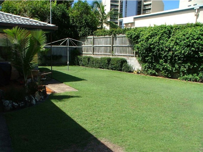 77 Taylor Avenue, Golden Beach QLD 4551