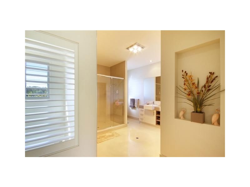 8 Silky Oak Place, Pelican Waters QLD 4551