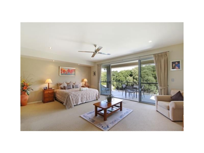 8 Silky Oak Place, Pelican Waters QLD 4551