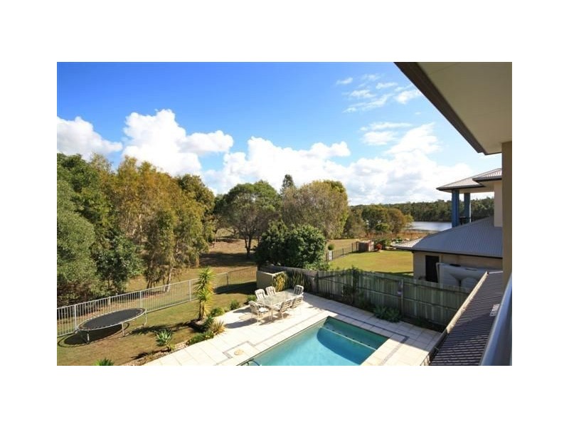 8 Silky Oak Place, Pelican Waters QLD 4551