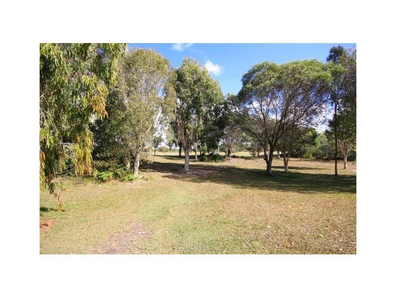 8 Silky Oak Place, Pelican Waters QLD 4551