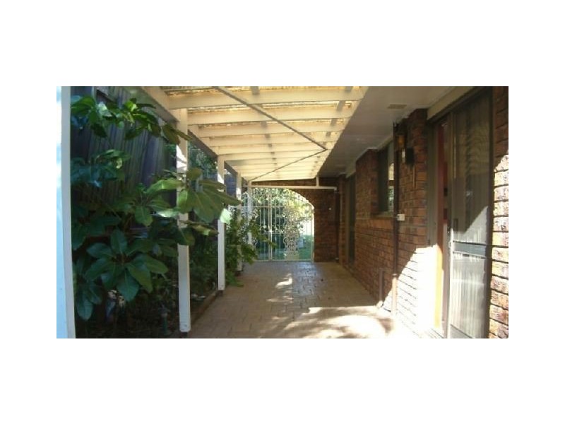 10 Mooya Street, Battery Hill QLD 4551