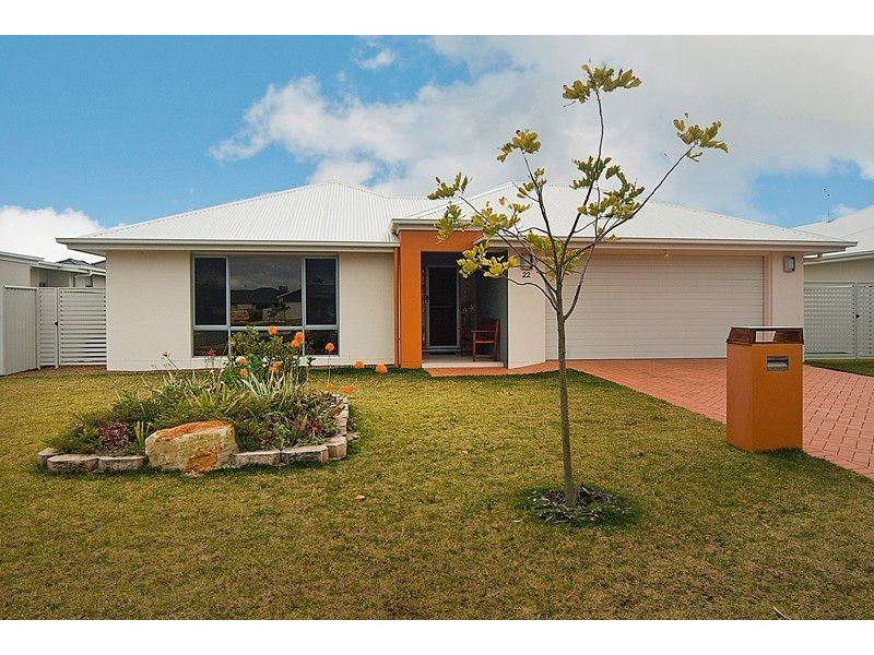 22 Trinity Place, Pelican Waters QLD 4551