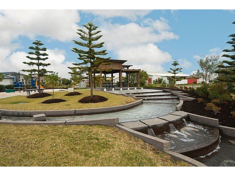 22 Trinity Place, Pelican Waters QLD 4551