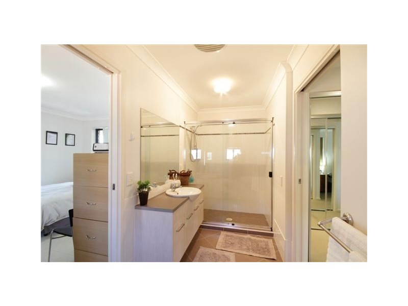 27 Park Hollow Mews, Little Mountain QLD 4551