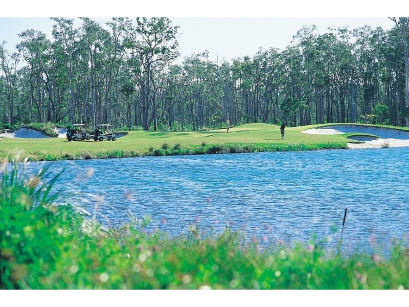 4 Rutherford Place, Pelican Waters QLD 4551