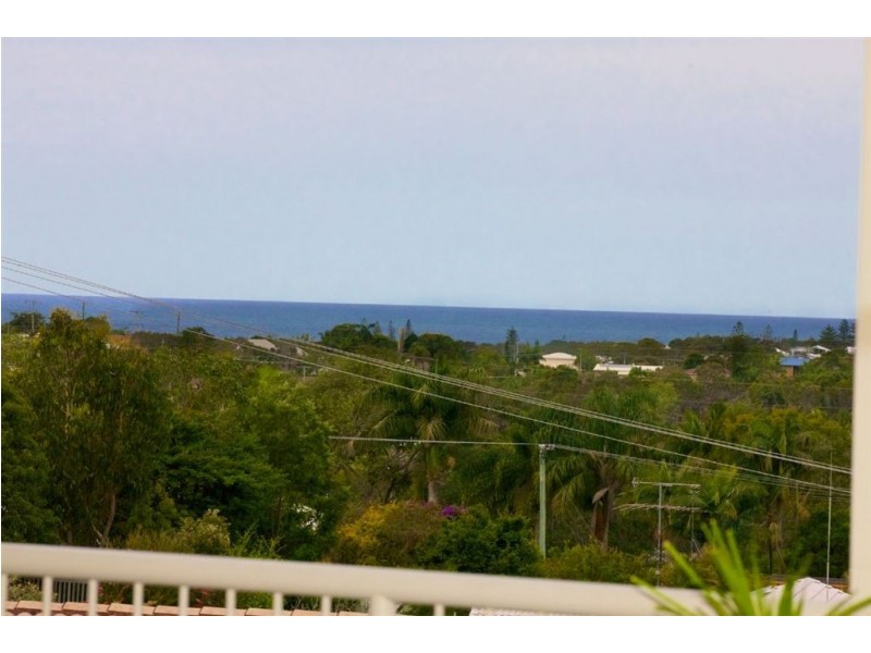 41 Albatross Avenue, Caloundra QLD 4551