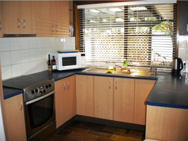 2 Balemo Street, Battery Hill QLD 4551