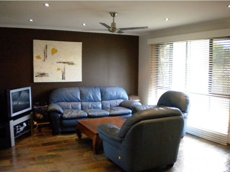 2 Balemo Street, Battery Hill QLD 4551