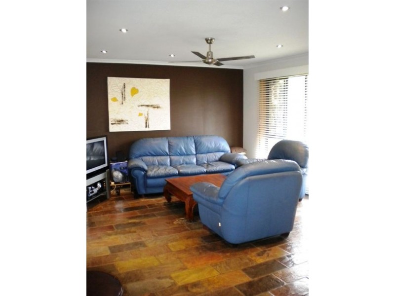 2 Balemo Street, Battery Hill QLD 4551