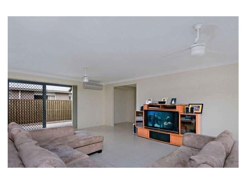 39 Alicia Circuit, Little Mountain QLD 4551