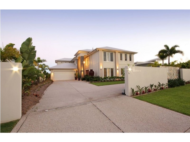 32 Westholme Cct, Pelican Waters QLD 4551