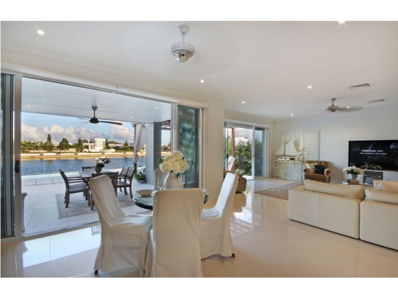 32 Westholme Cct, Pelican Waters QLD 4551