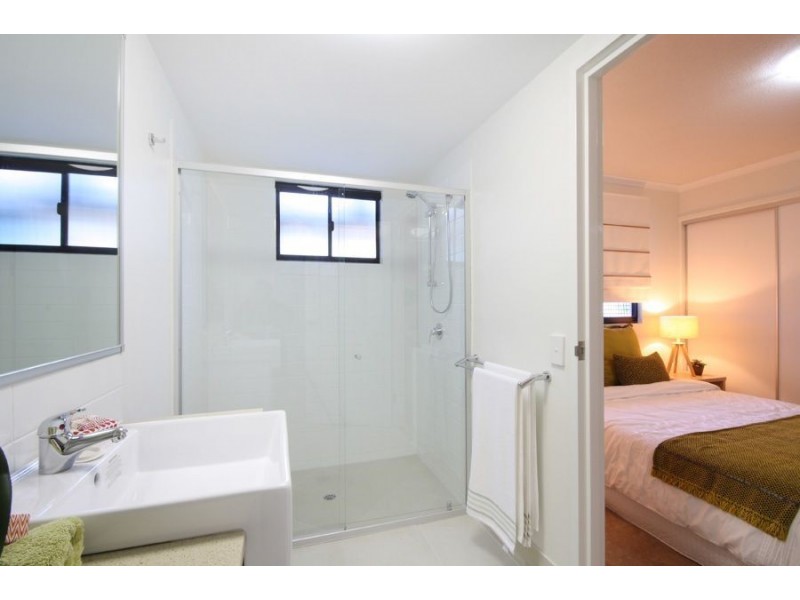 38 King Street, Kings Beach QLD 4551