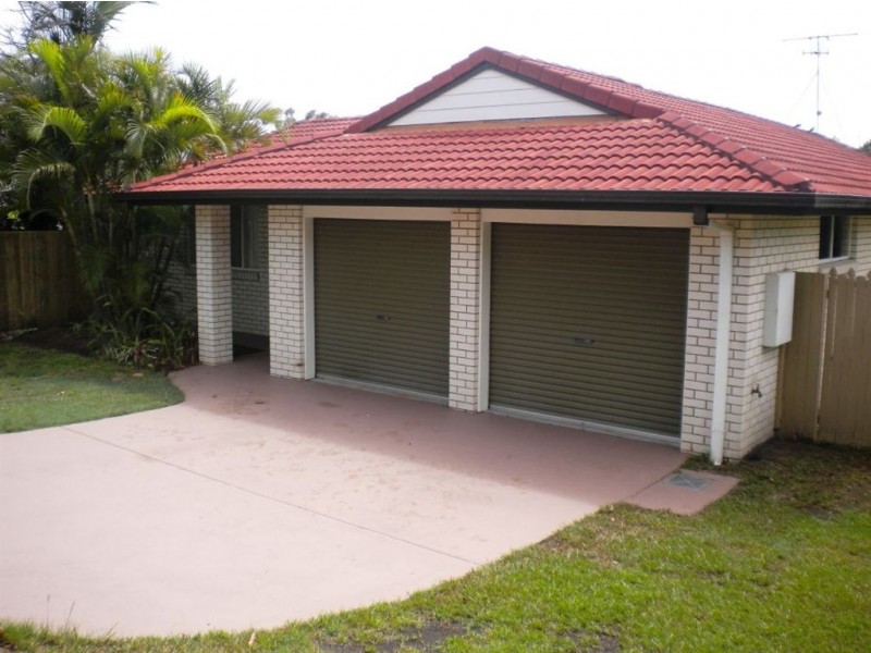 6 Ruskin Place, Aroona QLD 4551