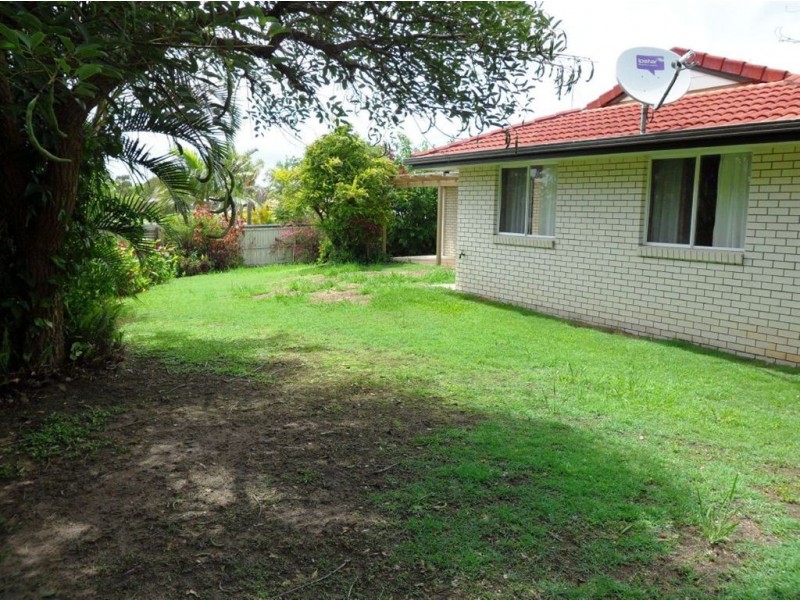 6 Ruskin Place, Aroona QLD 4551