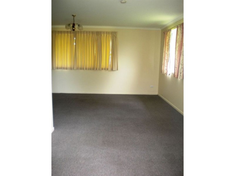 6 Ruskin Place, Aroona QLD 4551