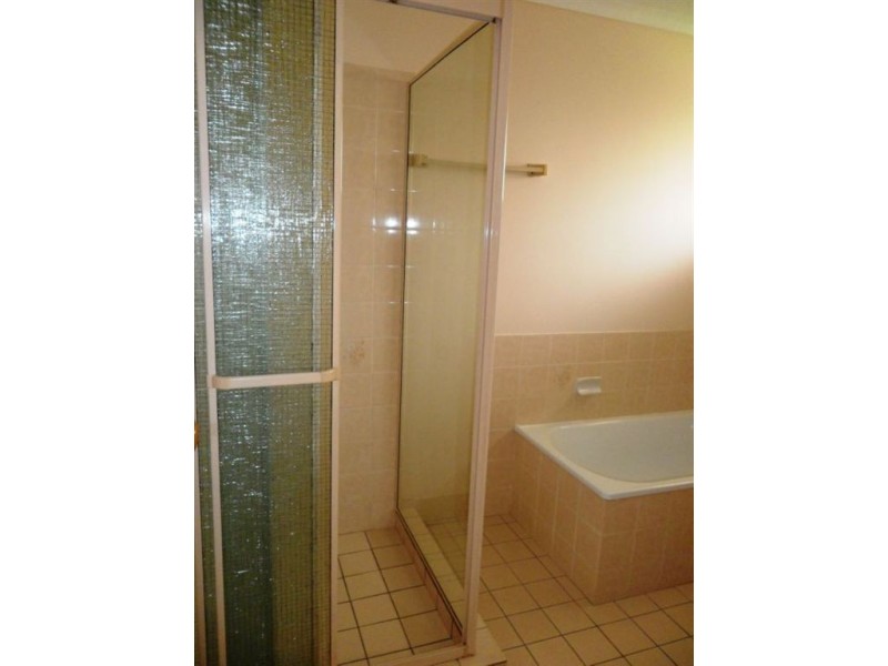 6 Ruskin Place, Aroona QLD 4551