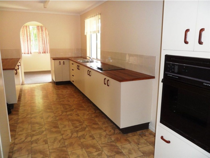 6 Ruskin Place, Aroona QLD 4551