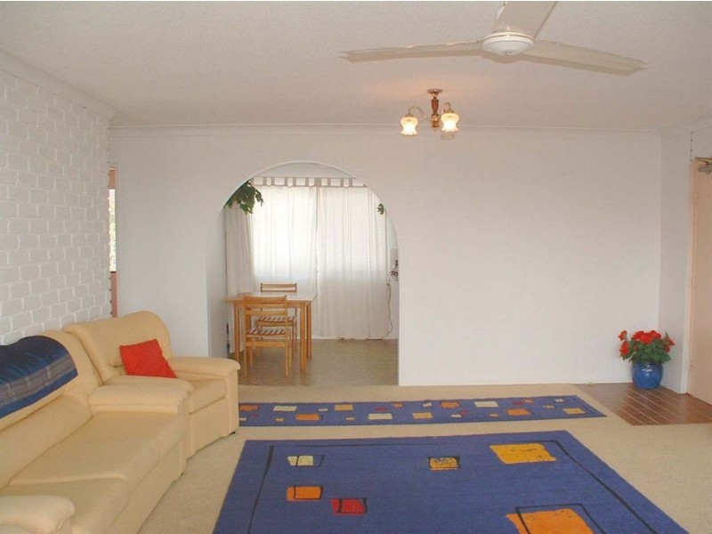 7/43 Lower Gay Terrace, Kings Beach QLD 4551