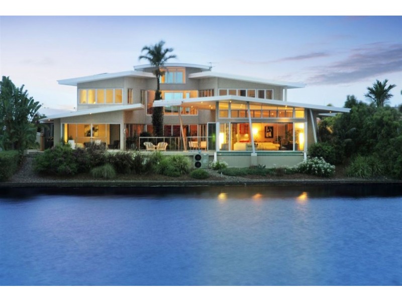 15 Millennium Circuit, Pelican Waters QLD 4551