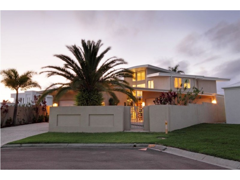 15 Millennium Circuit, Pelican Waters QLD 4551