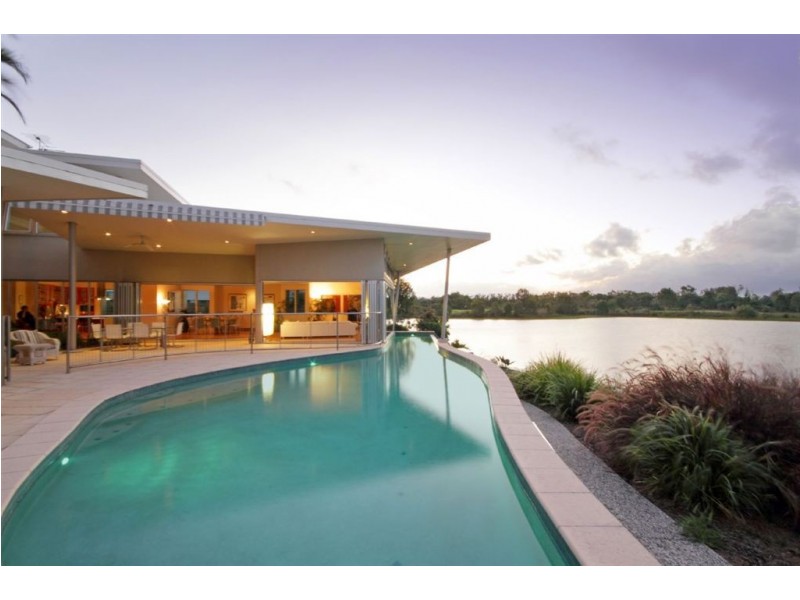 15 Millennium Circuit, Pelican Waters QLD 4551