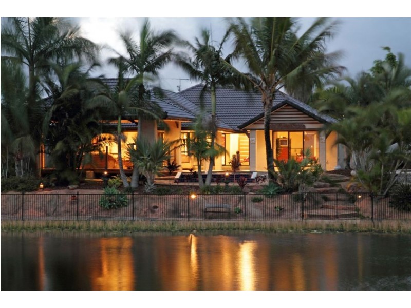 32 Wallaby Circuit, Pelican Waters QLD 4551