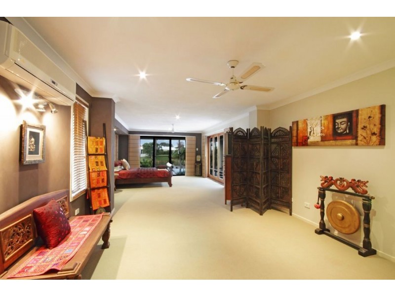 32 Wallaby Circuit, Pelican Waters QLD 4551