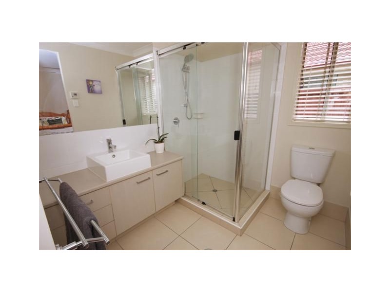 25 Peppermint Circuit, Sippy Downs QLD 4556