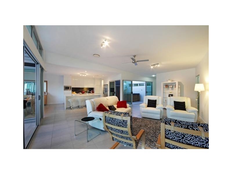 3A Artunga Place, Pelican Waters QLD 4551