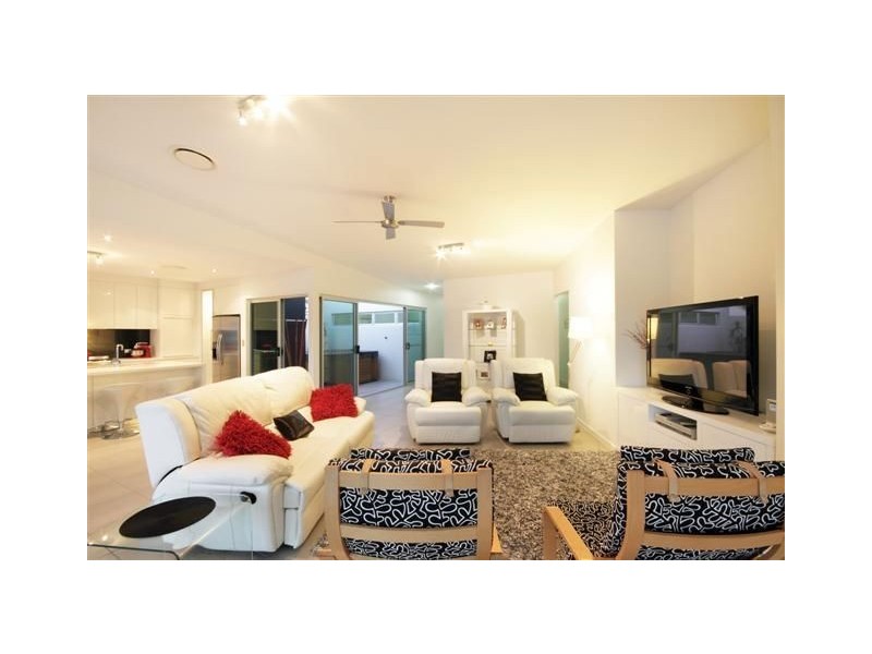 3A Artunga Place, Pelican Waters QLD 4551