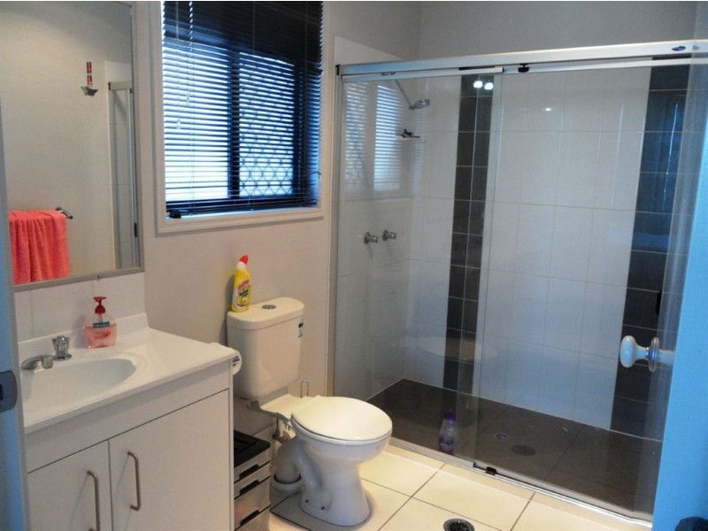 38 Crater Street, Caloundra West QLD 4551