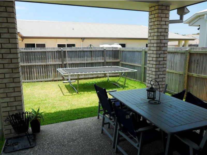 38 Crater Street, Caloundra West QLD 4551