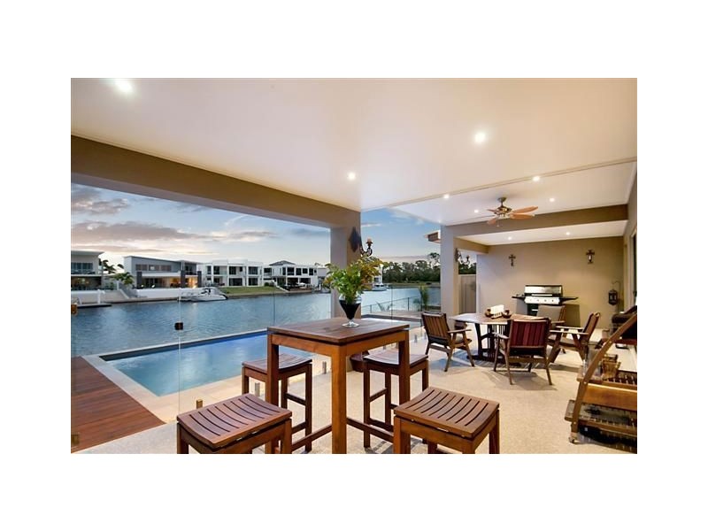 16 Deepwater Cct, Pelican Waters QLD 4551