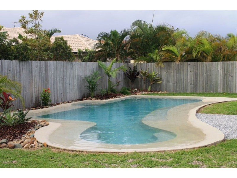 18 Ballinger Place, Pelican Waters QLD 4551