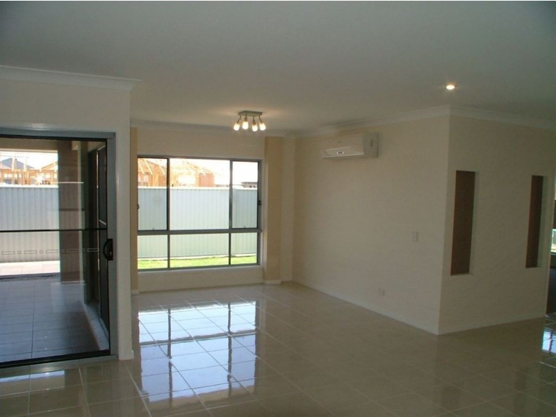 18 Echo Street, Pelican Waters QLD 4551