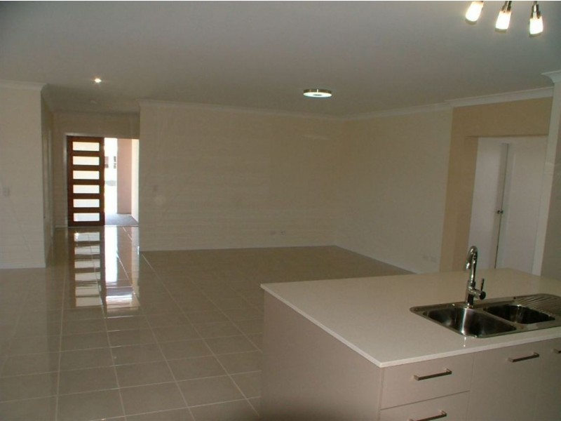 18 Echo Street, Pelican Waters QLD 4551