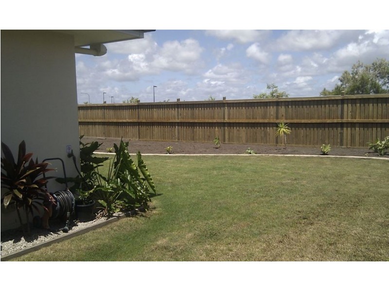 18 Echo Street, Pelican Waters QLD 4551