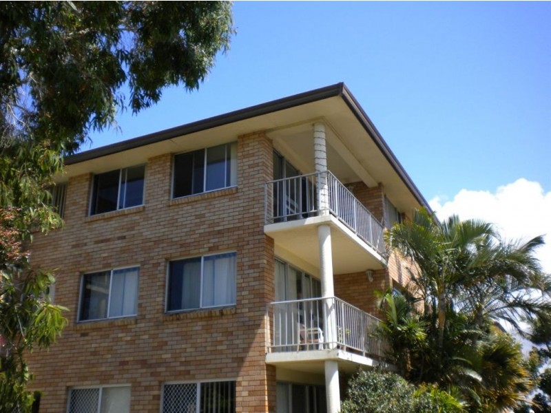 12 Coonowrin Street, Dicky Beach QLD 4551