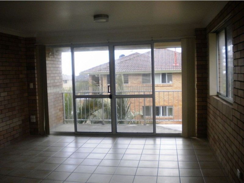 12 Coonowrin Street, Dicky Beach QLD 4551