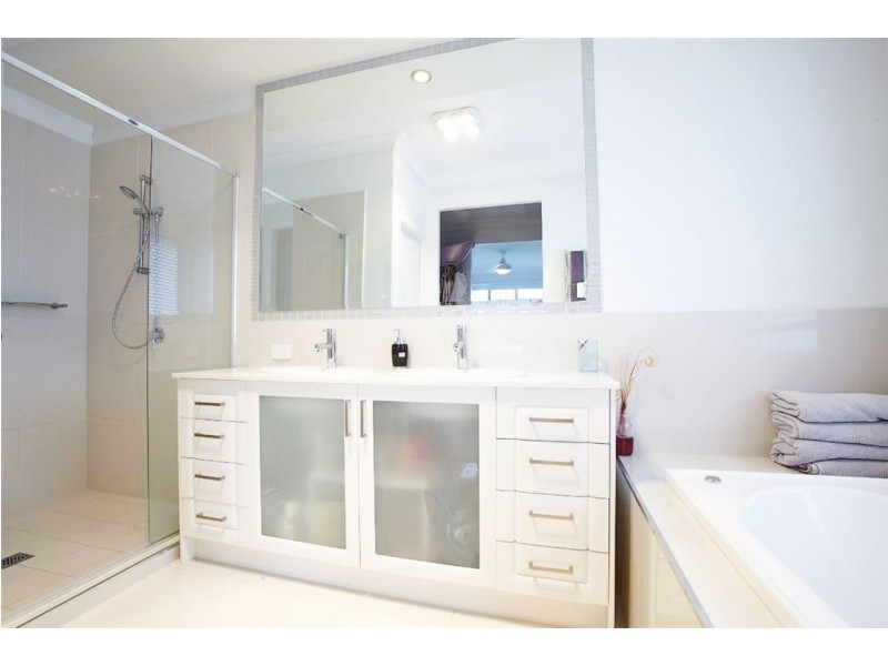 36 Wategos Circuit, Pelican Waters QLD 4551