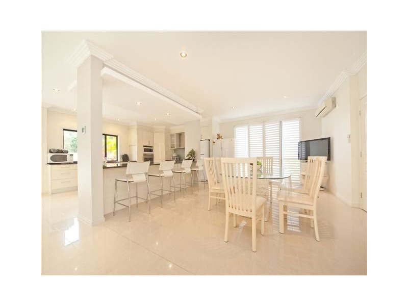2/41 Mahogany Drive, Pelican Waters QLD 4551