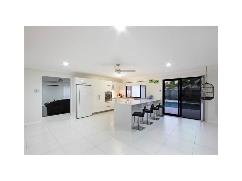 3 Lang Street, Pelican Waters QLD 4551