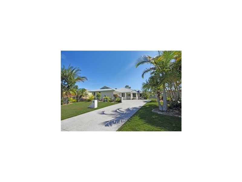 26 Bongaree Drive, Pelican Waters QLD 4551
