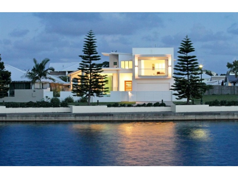 34 Bellanboe Circuit, Pelican Waters QLD 4551