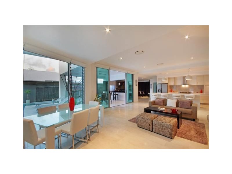 34 Bellanboe Circuit, Pelican Waters QLD 4551