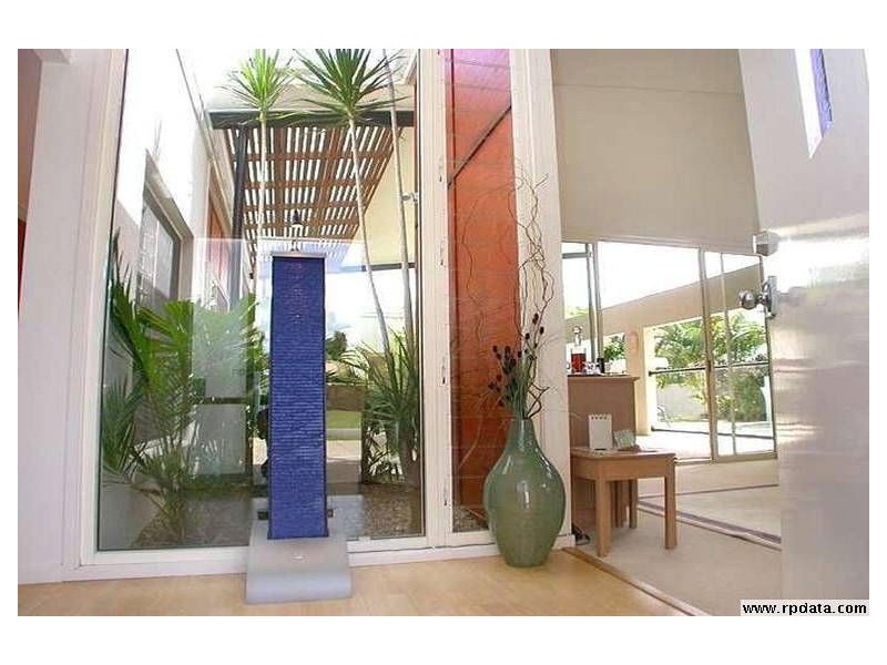 4 Finnegan Place, Pelican Waters QLD 4551